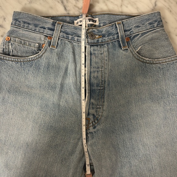 Women's Re/Done x Levi's Boyfriend Jean in Light Wash, Size 25 - Picture 11 of 11